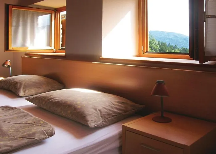 3 Bedroom Amazing In Holiday home *